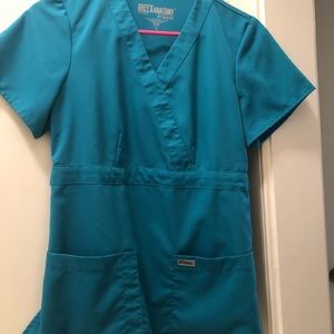 Grey’s Anatomy Mock Wrap scrub top